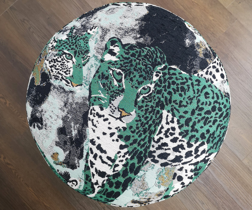 Zinnia Stool - HOARE GROUP 