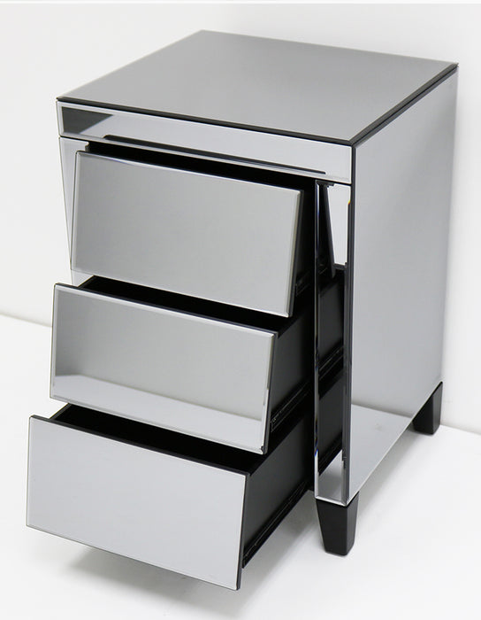 Lattitude Bedside - HOARE GROUP 